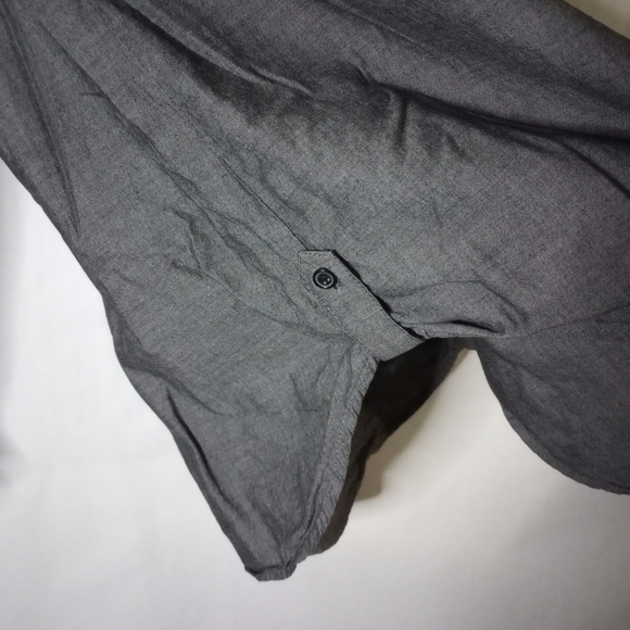 Industry 212 grey button up size medium - Picture 5 of 8